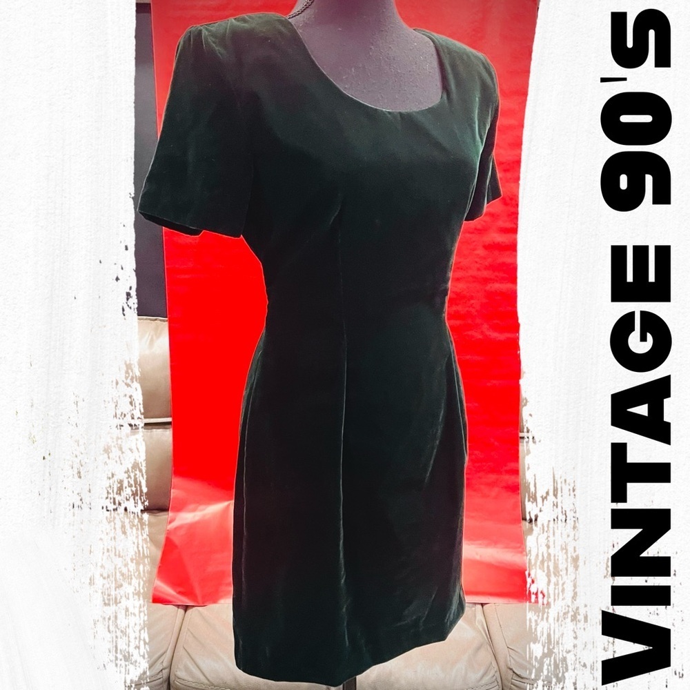 Casual Corner & Co. Vintage 90’s Green Velvet Dress Size 9